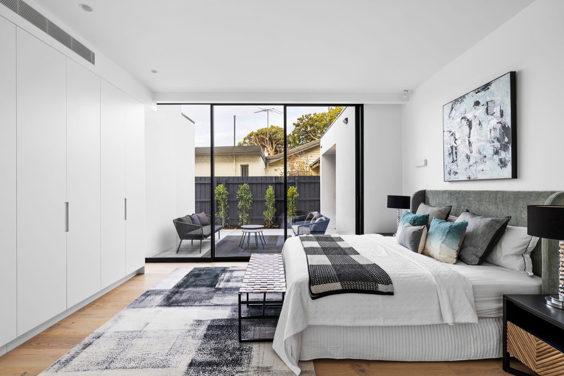 31 Seymour Grove — 23