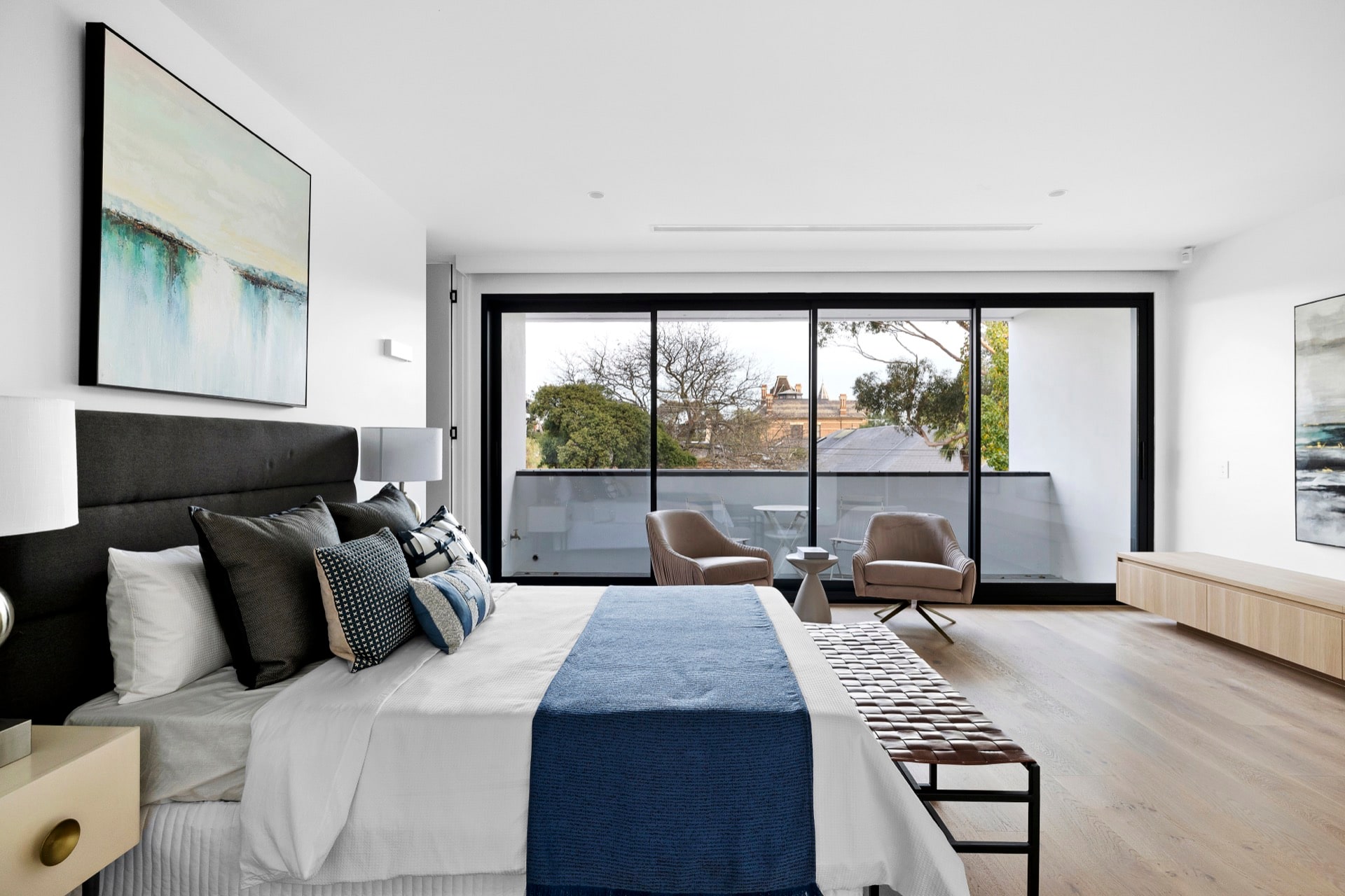 31 Seymour Grove — 25