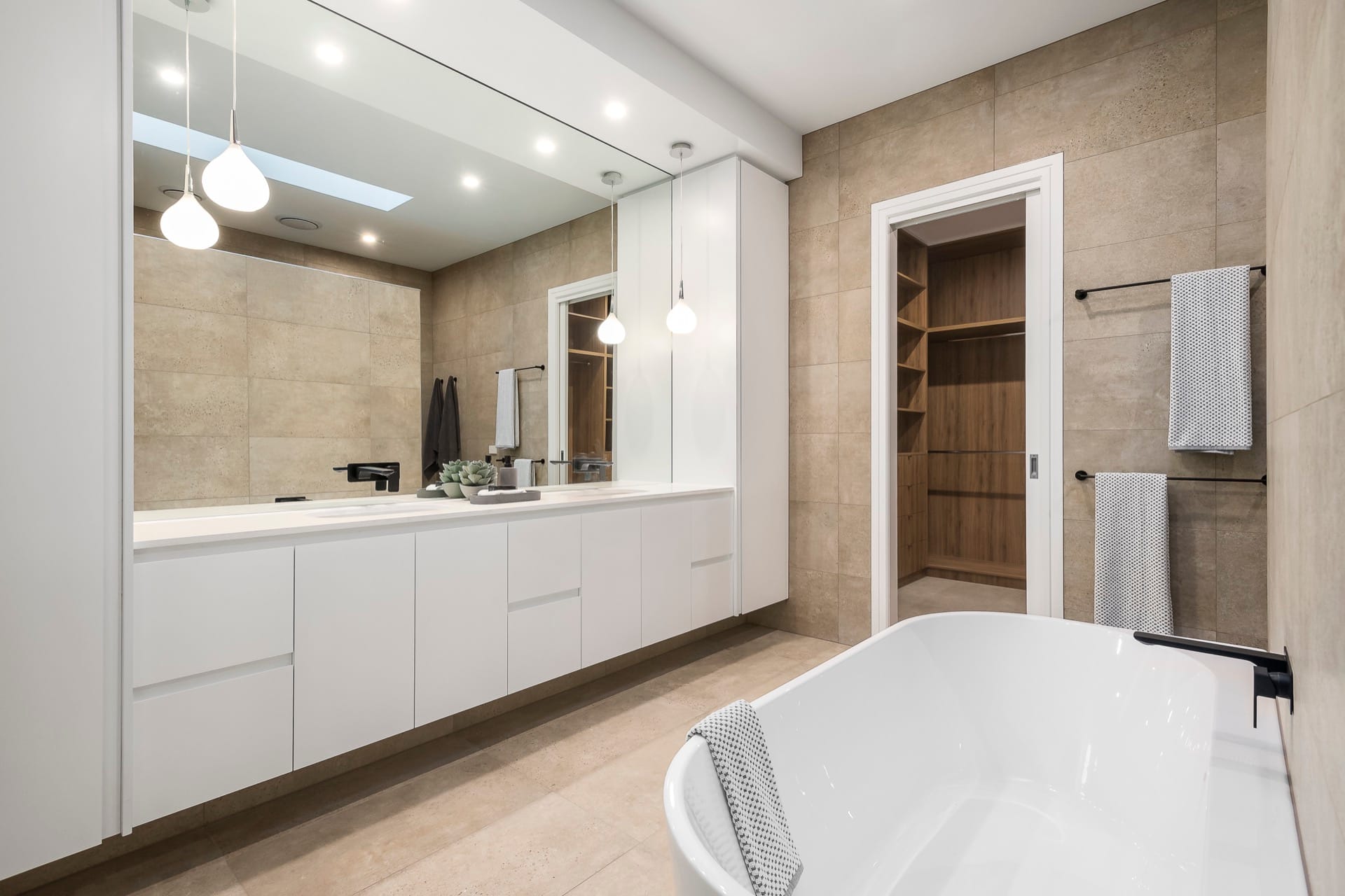 14 Beths Street — 17